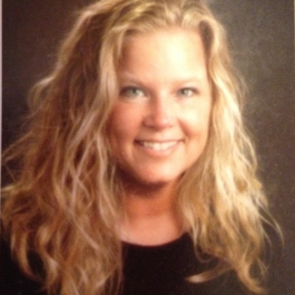 Meet your Posher, Dixie - Picture 2 of 8